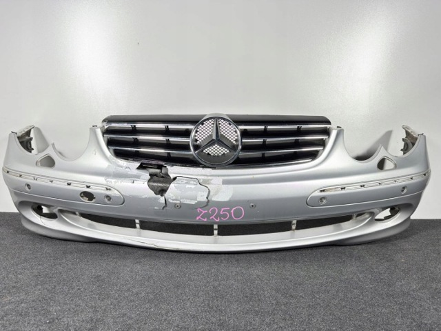 Бампер передній в зборі Mercedes CLK