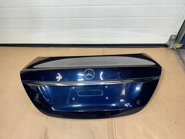 Кришка багажника кузова A2137503400 MERCEDES