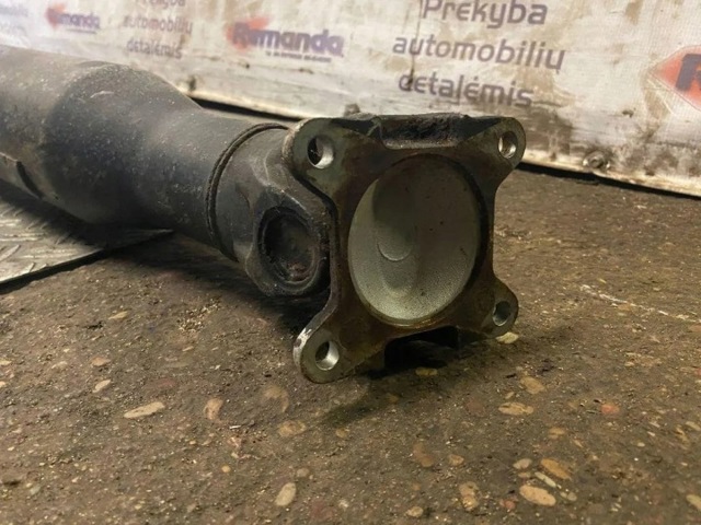 Вал карданний основний заднього моста A9064101606 MERCEDES