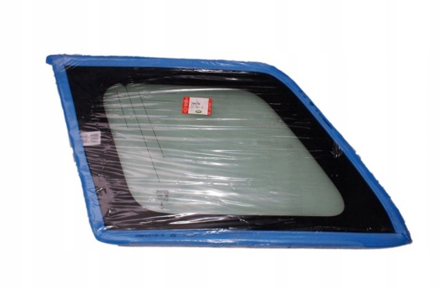 Скло багажника, ліве LR046766 LAND ROVER