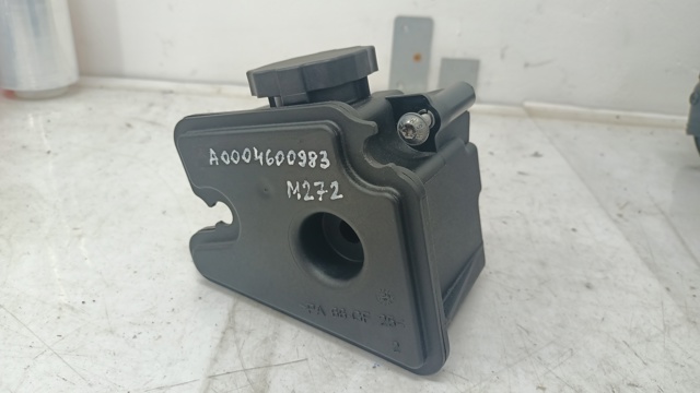 Гачок ГПР A0004600983 MERCEDES