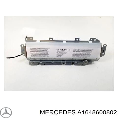 Подушка Айрбег водія захисту колін A1648600802 MERCEDES