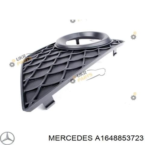 Заглушка ПТФ бампера переднього ліва A1648853723 MERCEDES