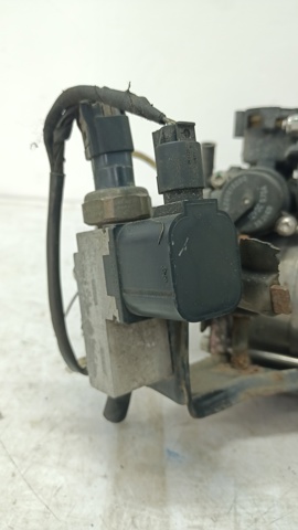 Блок шинних кранів A2113200158 MERCEDES