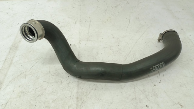 Патрубок системи охолодження A2115010982 MERCEDES
