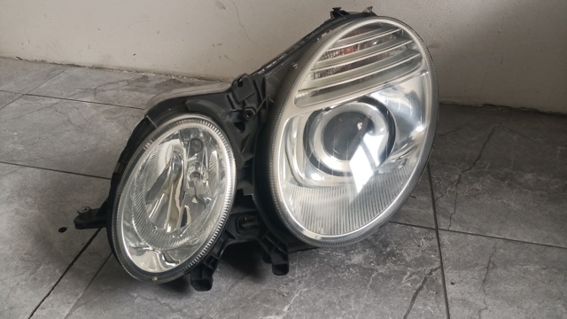 Фара ліва передня A2118204961 MERCEDES
