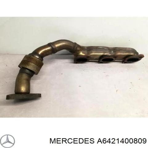 Колектор випускний, правий A6421400809 MERCEDES
