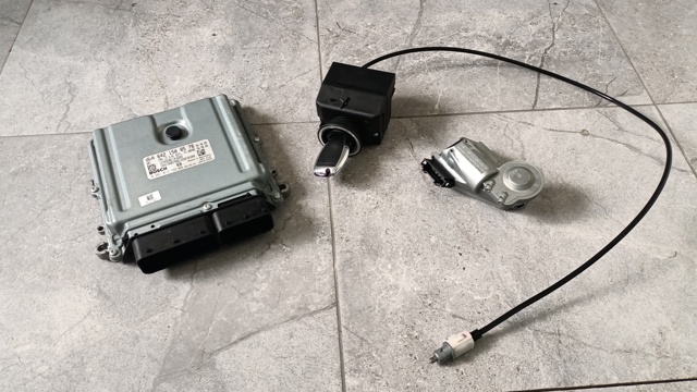 Модуль управління двигуном A6421508578 MERCEDES