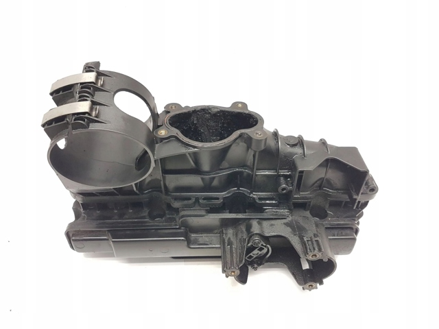 Колектор впускний A6460902437 MERCEDES