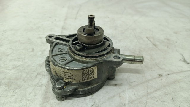 Насос вакуумний A6462300265 MERCEDES