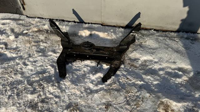 Балка передньої підвіски, підрамник 31108836336 BMW