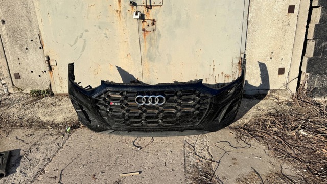 Бампер на авто 80A807065A VAG