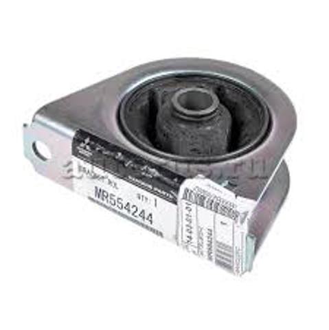 Подушка (опора) двигуна, передня MR554244 MITSUBISHI