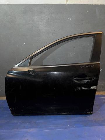 Водійські двері GHY05902XJ MAZDA