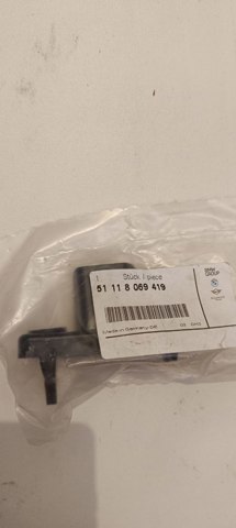 Направляюча переднього бампера, ліва 51118069419 BMW