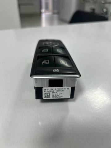 Кнопки переднього лівого склопід'ємника A1669054400 MERCEDES