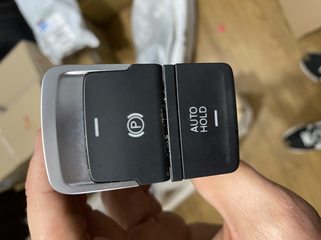 Кнопка електромеханічного гальма стоянки 5G0927225D VAG