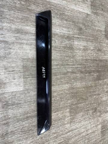 Накладка задньої 3-ї/5-ї двері, права 4M0854872A VAG