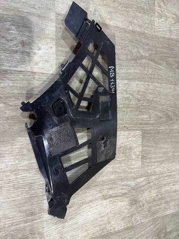 Напрямна переднього бампера, права A1778858005 MERCEDES