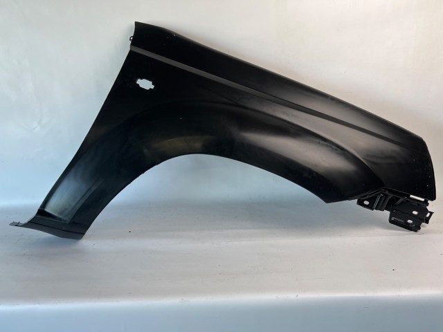 Переднє праве крило F3100JG0EA NISSAN