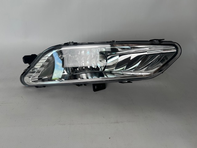 Протитуманка права HS7Z15200A КИТАЙ