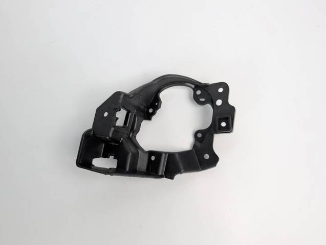 Кронштейн кріплення протитуманною фари, лівою KB8B51694 КИТАЙ