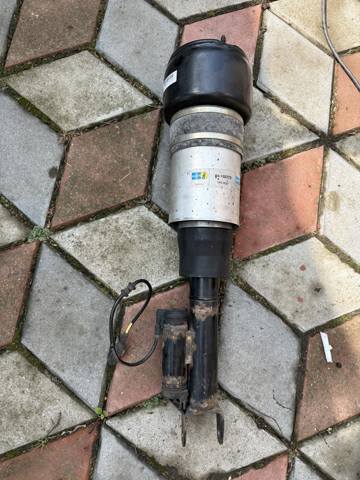 Амортизатор передньої підвіски A2113209413 MERCEDES