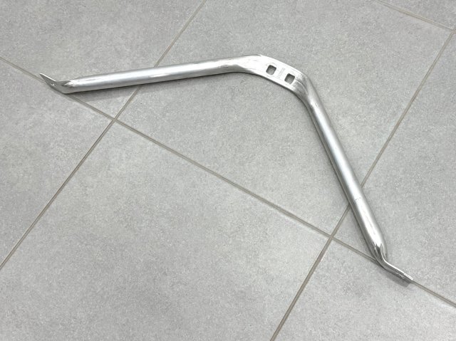 Підсилювач бампера переднього 51647422292 BMW