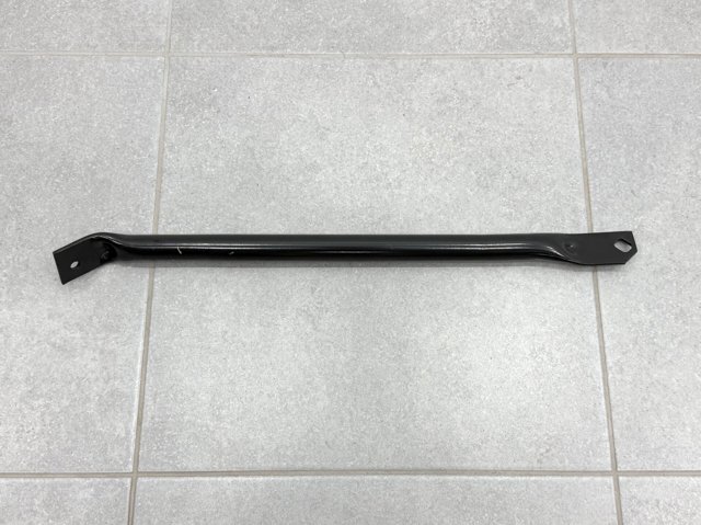 Шина бампера переднього 51647445101 BMW