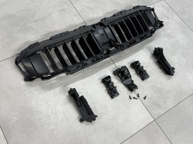 Жалюзі радіатора охолодження 51745A2DB49 BMW