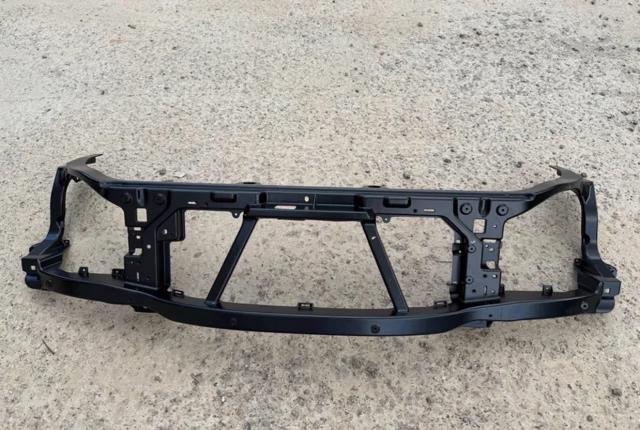 Зміцнення для радіаторів LR034200 LAND ROVER
