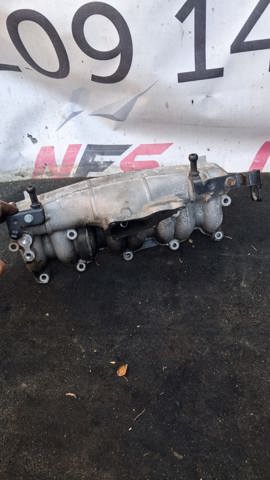 Колектор впускний 03G129713 VAG