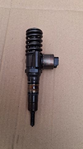 Форсунка паливна 03G130073G VAG