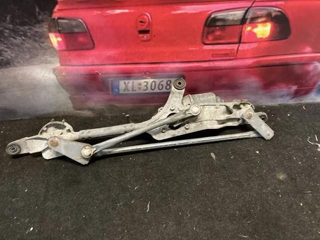 Мотор трапеції склоочисника 13227392 OPEL