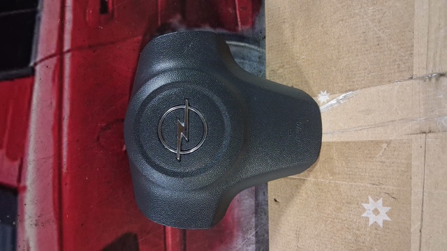 Airbag в мультируль 13235770 OPEL