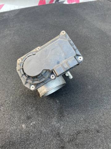 Дросільна заслінка в зборі 1340065J00 SUZUKI