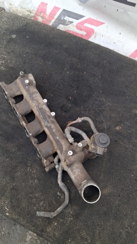 Колектор впускний 140018H800 NISSAN
