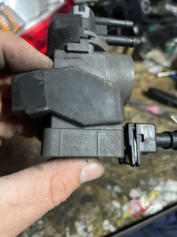 Перетворювач тиску (соленоїд) наддуву / EGR 149568021R RENAULT