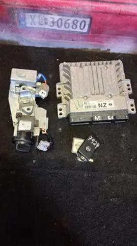 Комп'ютер двигуна 23710BB31A NISSAN