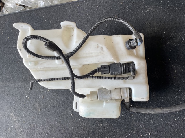 Бачок омивача скла 401140137 OPEL