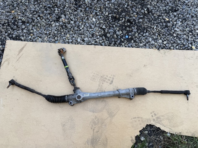 Рульова рейка 4551048040 TOYOTA