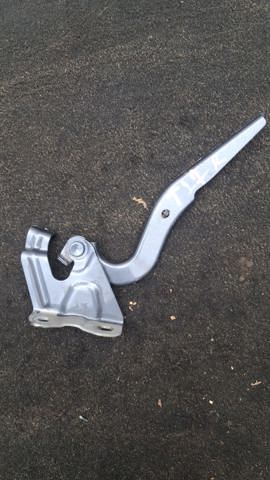 Завіса капота права 5341005040 TOYOTA