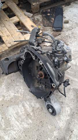 Коробка швидкостей механіка 55350375 OPEL
