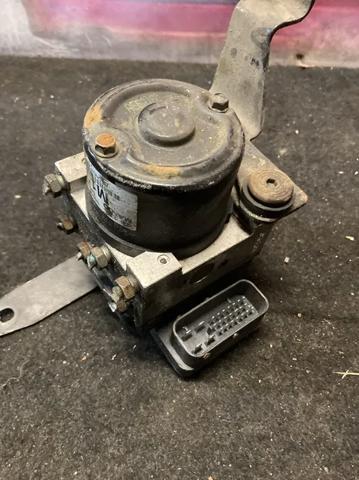 Блок керування АБС (ABS) 589202E000 HYUNDAI