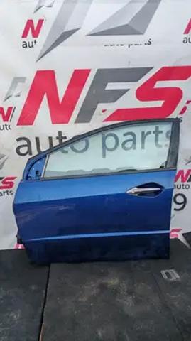 Водійські двері Honda Civic 8