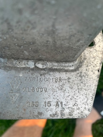 Шина бампера заднього 756100018R RENAULT