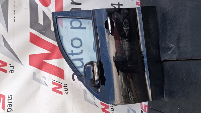 Водійські двері 760032B020 HYUNDAI