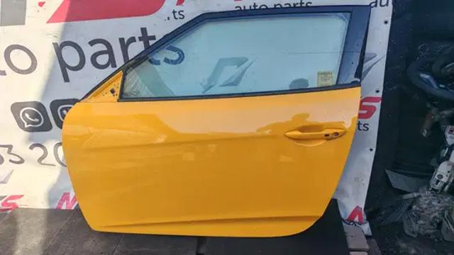Двері передні, ліві 760032V010 HYUNDAI
