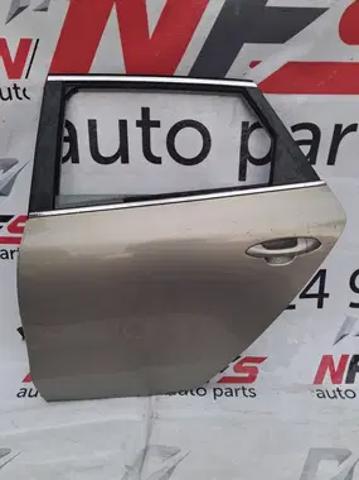 Двері пасажирськи задні ліві 77003A2000 HYUNDAI