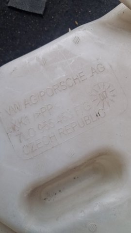 Бачок омивача скла 7L0955453F VAG